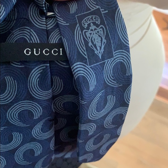 Gucci 100% silk tie - Picture 1 of 5